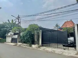 Dijual Rumah Ruang Usaha Di jl. Gunung Raya Ciputat Strategis Siaphuni