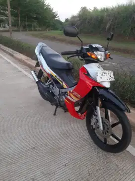 Suzuki satria hiu 2004