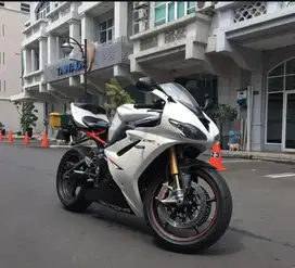 Triumph Daytona 675R moge sport fp