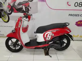 SUPER HONDA SCOOPY ESP 2015