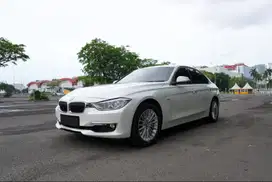 ‼️BMW 320i F30 Sport Luxury 2.0 At 2015‼️