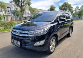 Toyota inova 2.0G AT Bensin Hitam