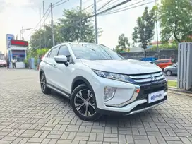 Mitsubishi Eclipse Cross 1.5 Ultimate Bensin-AT 2019 Putih