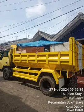 Jasa buang puing angkut sampah