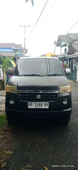 Suzuki Apv 1500 Bensin Deluxe-AT 2006