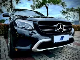 Mercedes Benz GLC 250 2017 Hitam Ganjil