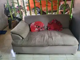 Sofa 2 buah besar besar