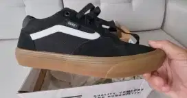 Sepatu Vans Rowan Black Gum