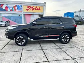 Toyota Fortuner 2.4 Vrz Trd 4x2 At 2018