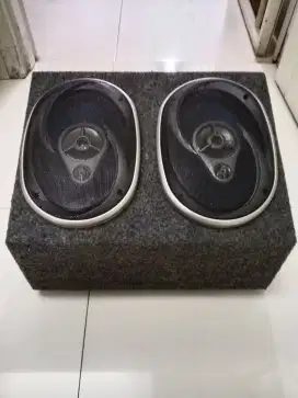 Speaker mobil pakai box