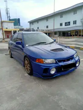 Mitsubishi Lancer Evo IV Semi Convert (CK4)