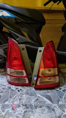Mika Lampu Belakang Innova