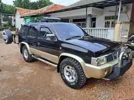 Terrano Kingsroad K2 2004 PLAT B Pajak Panjang BU