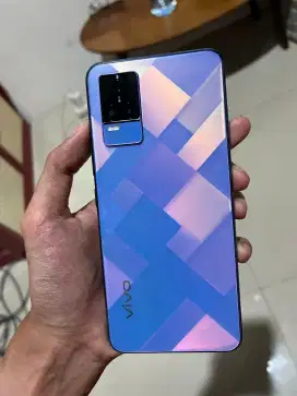 Vivo V21 4G RAM 8+4GB / 128GB