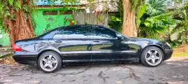 Mercedes Benz s320