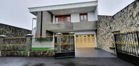 DIJUAL CEPAT   Rumah Baru  dan strategis Area