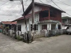 DIJUAL RUMAH DI JALAN MULAWARMAN – BY