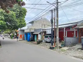 Rumah di Jalan Utama Perumahan Taman Griya Kencana Kota Bogor