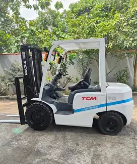 Forklift TCM 3 Ton,Manual,Tiang 3 Meter,Isuzu C240,Tahun 2017