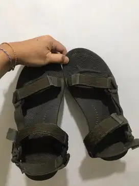 Eiger Bhardev Rollstrap Sole Olive Sandal ukuran 44 sandal gunung