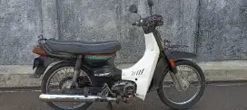 Motor Klasik Suzuki RC 100