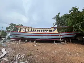 Kapal/perahu kayu