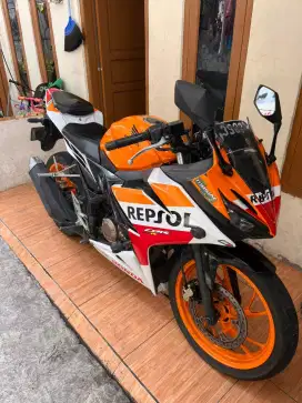 Honda CBR 150 R Repsol Facelift Standard murah