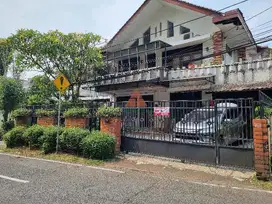 Kebayoran Baru, Patal Senayan, Rumah Hitung tanah