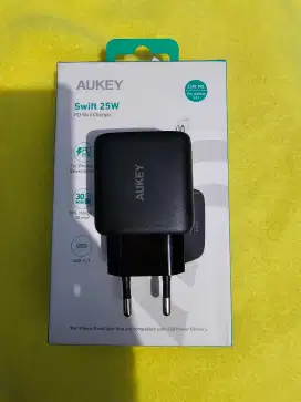 Aukey Swift 25 w