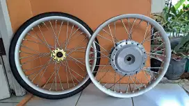 Velg TDR u-Shape r17 ex Beat Fi