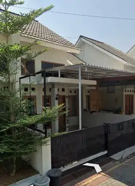 DIKONTRAKAN RUMAH PERUMAHAN SAFIRA MANGESTI