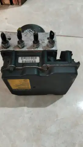 Actuator ABS Alphard ANH20 type XZ kondisi normal