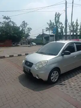 Kia Picanto 2010 Bensin