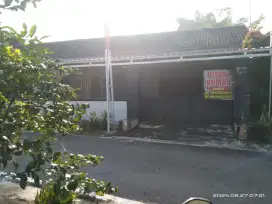 Dijual rumah milik pribadi alamat pondok delta Talun Blitar