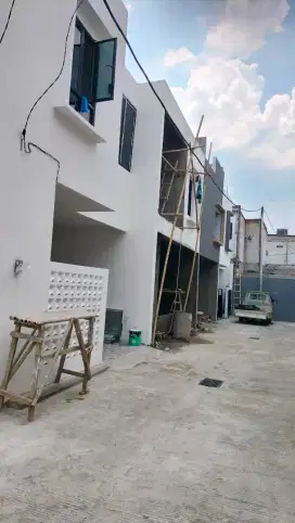 Dijual rumah baru tahap bangun dibintara jaya dkt pdk kelapa x malang