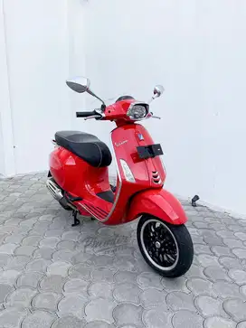 Mulus Vespa Sprint iget ABS Warna Red Passione