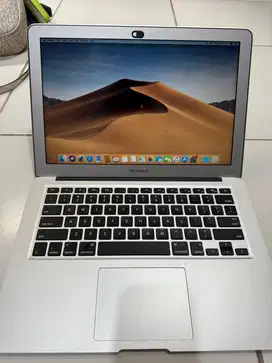 Macbook Air 2017 13inci 8/128gb Mulus