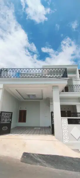 Rumah 2 lantai Patemon gunung pati