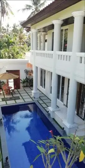 Villa Dekat Pantai Saba Bali