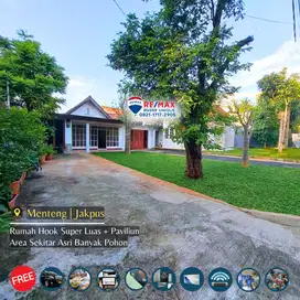 Rumah Hook Super Luas + Paviliun Area Asri di Menteng Jakarta Pusat