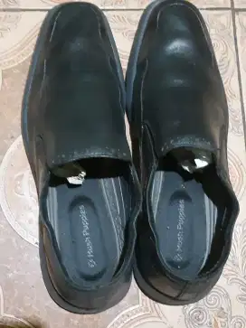 Sepatu Hush Puppies