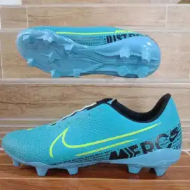 SEPATU BOLA NIKE JUSTDOIT