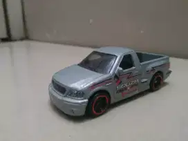 Diecast Ford f150 svt lightning