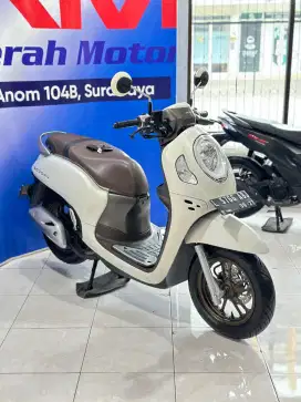 Honda Scoopy Prestige 110cc.. Tahun 2022 km 6Rb Anugerah Motor Pucang