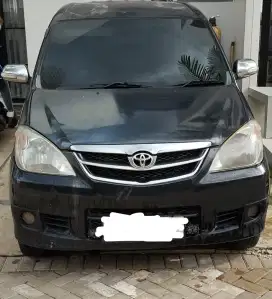 Avanza 2010 Hitam