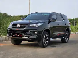 Fortuner Vrz Trd Automatic 2019 Hitam Super Bagus