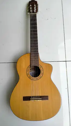 Gitar Classic Elektrik Brunswick C-200 CE Original by Genta