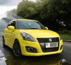 suzuki swift zc32s sport 1.6L CBU japan