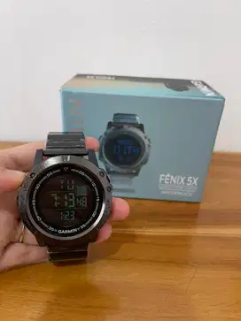 Jam tangan pria garmin fenix 5 x kondisi baru