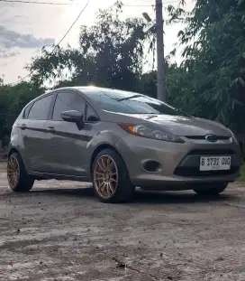 Ford fiesta At trend